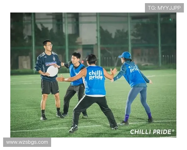 北京飞盘队中路突破战术解析与实战应用探讨