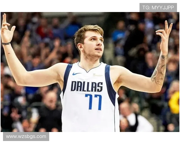 斯库特亨德森的崛起之路：从新秀到篮球明星的蜕变历程