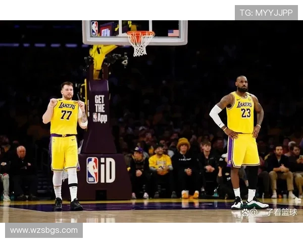 湖人对阵骑士精彩回放11月22日比赛全程回顾与精彩瞬间分析 湖人对阵骑士精彩回放11月22日比赛全程回顾与精彩瞬间分析